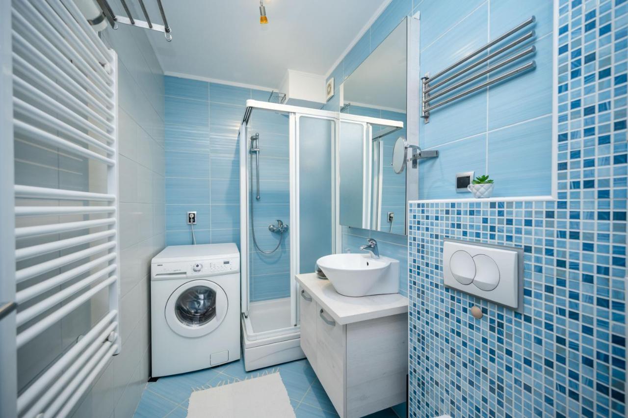 Bright 1Bdr Apartment In The City Center Сараєво Екстер'єр фото