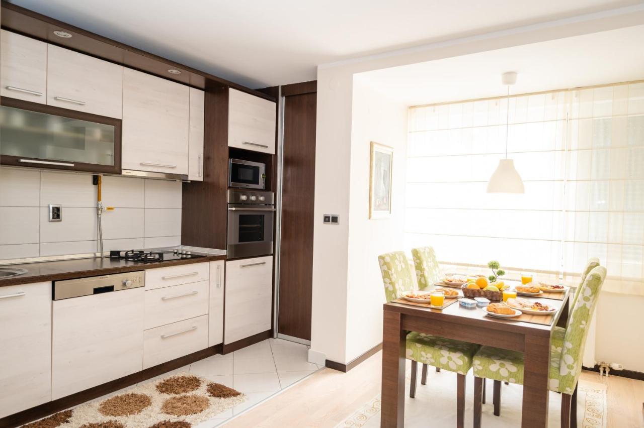 Bright 1Bdr Apartment In The City Center Сараєво Екстер'єр фото