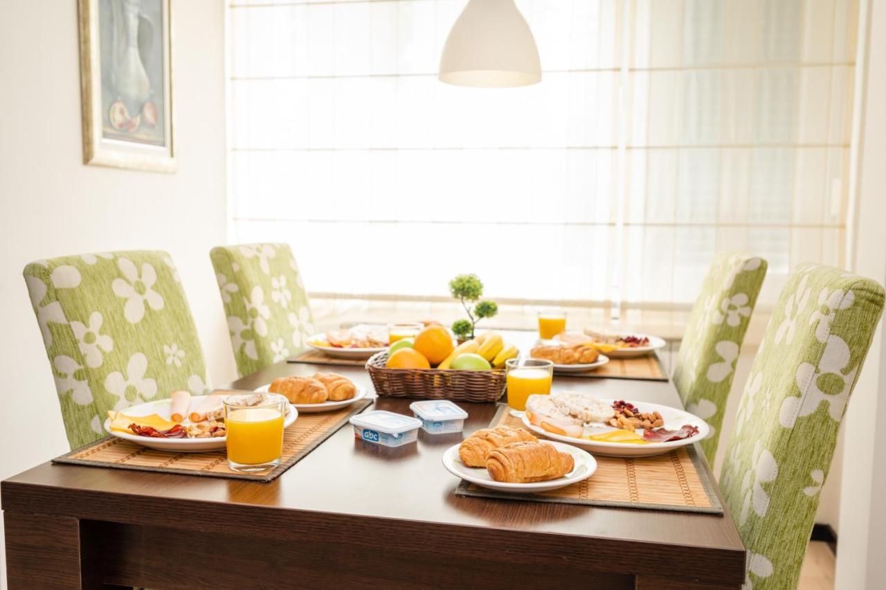Bright 1Bdr Apartment In The City Center Сараєво Екстер'єр фото